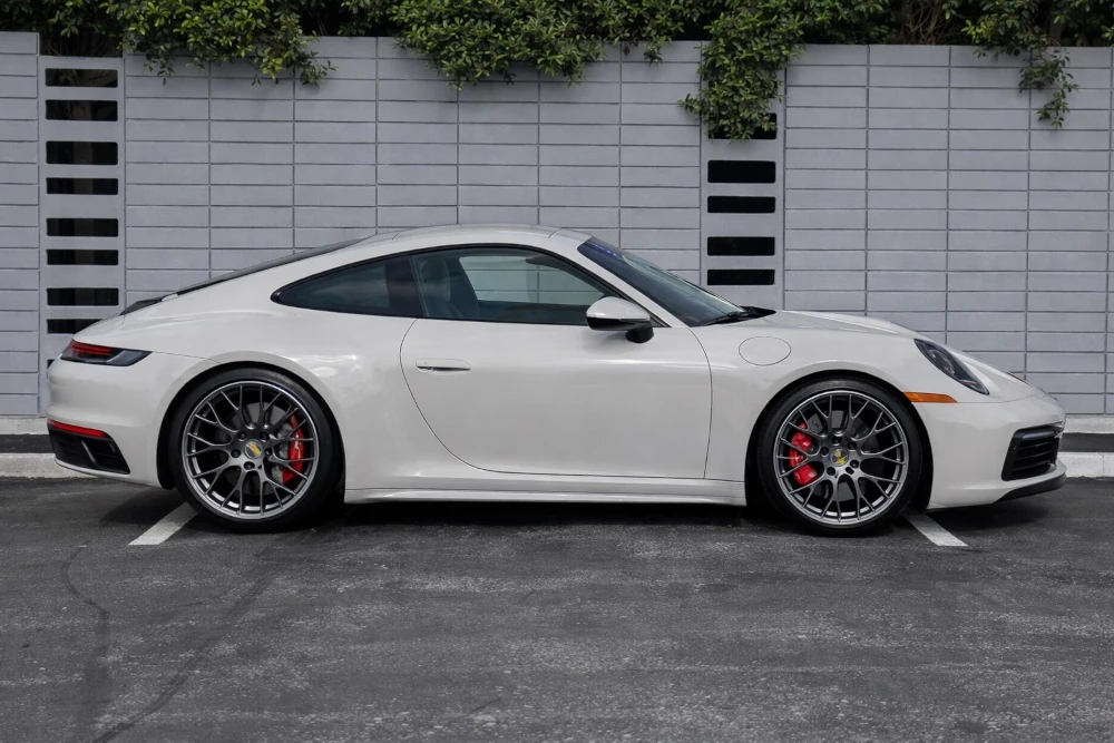 Grey Porsche 911 Carrera 4S - side profile